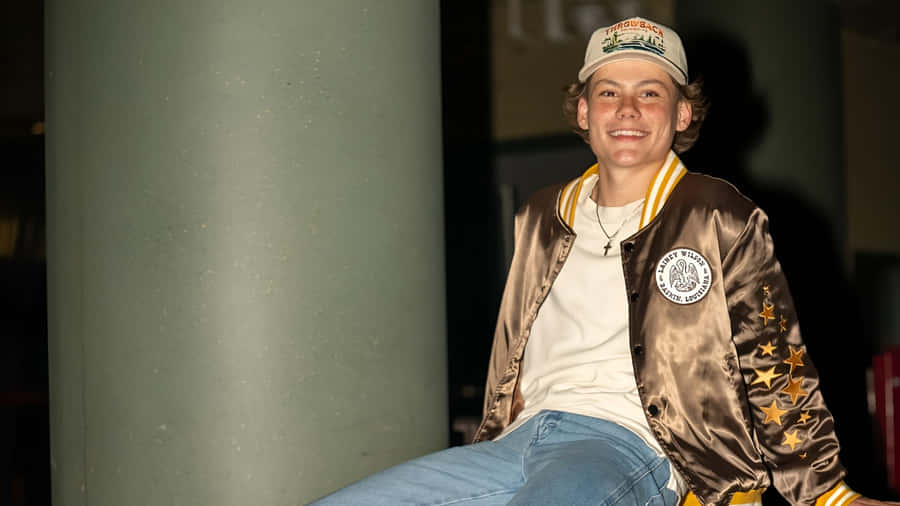 Maddox Batson Casual Style Wallpaper