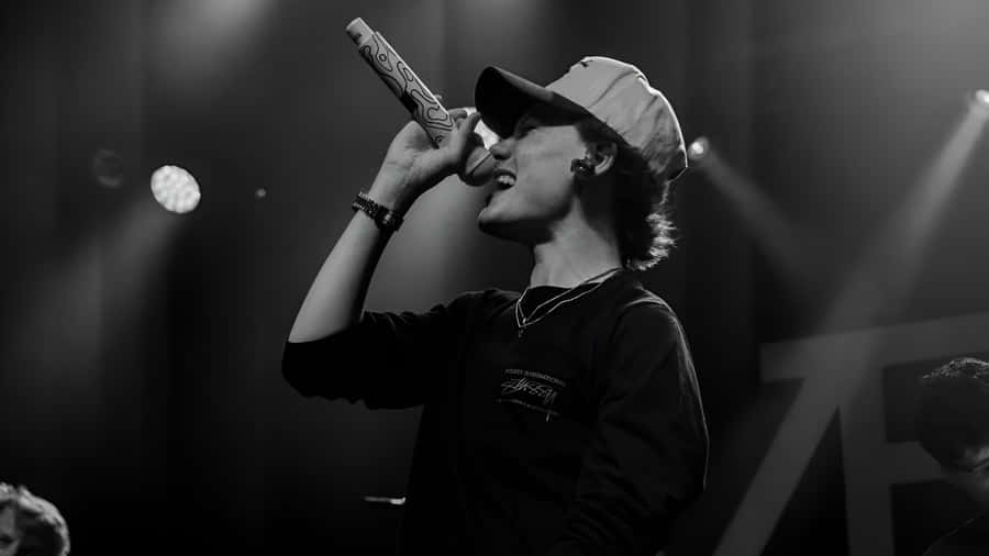 Maddox Batson Live Performance Wallpaper