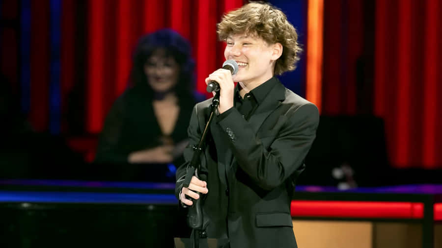 Maddox Batson Singing Performance Wallpaper