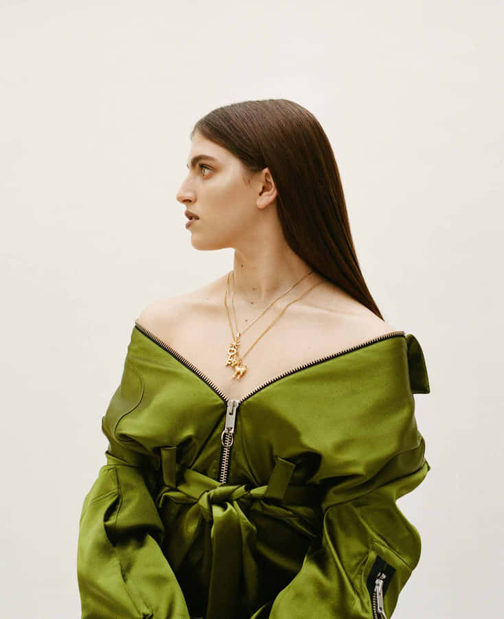 Mae Muller Performing Live On Stage Wallpaper