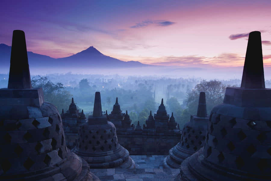 Magnificent View That The Borobudur Temple Has To Offer Wallpaper