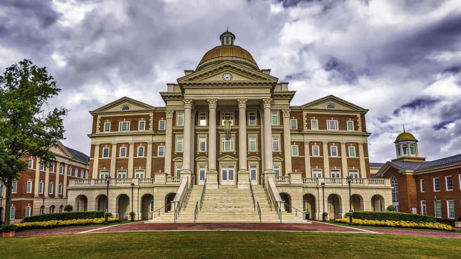 Majestic College Building Architecture Wallpaper