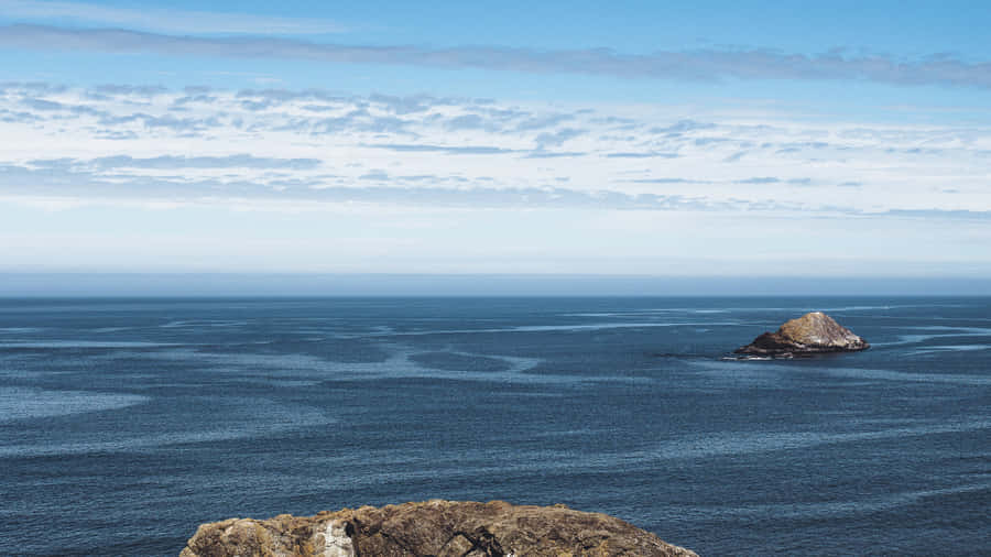 Majestic Sea Breeze At Sunset Wallpaper