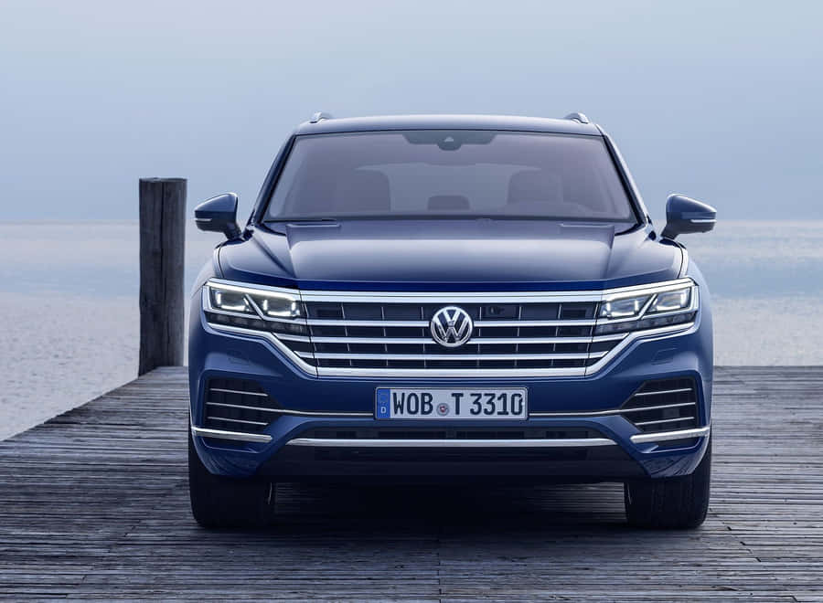 Majestic Volkswagen Touareg Showcasing Robust Design Wallpaper