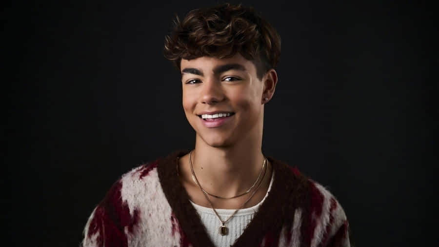 Malachi Barton Portrait Wallpaper