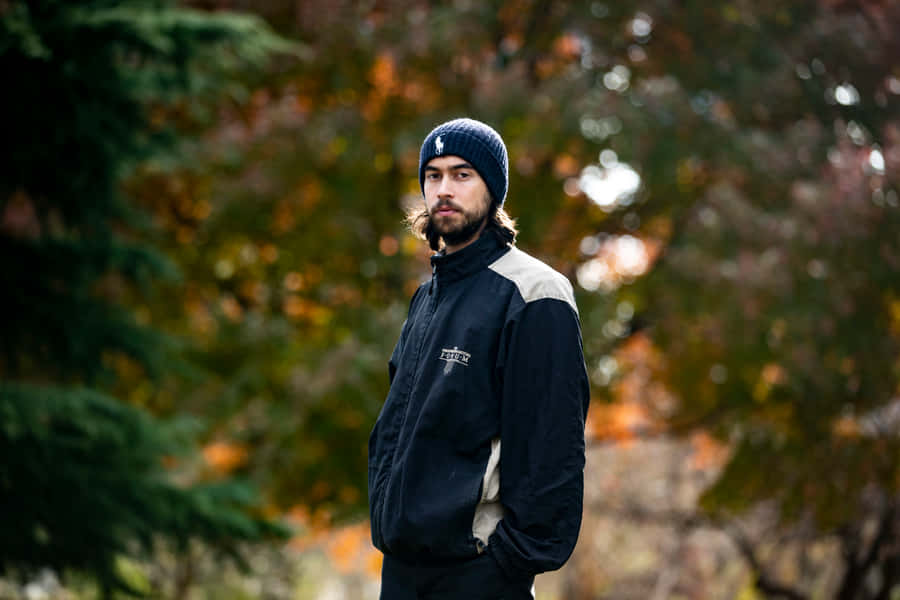 Manin Autumn Park Portrait Wallpaper