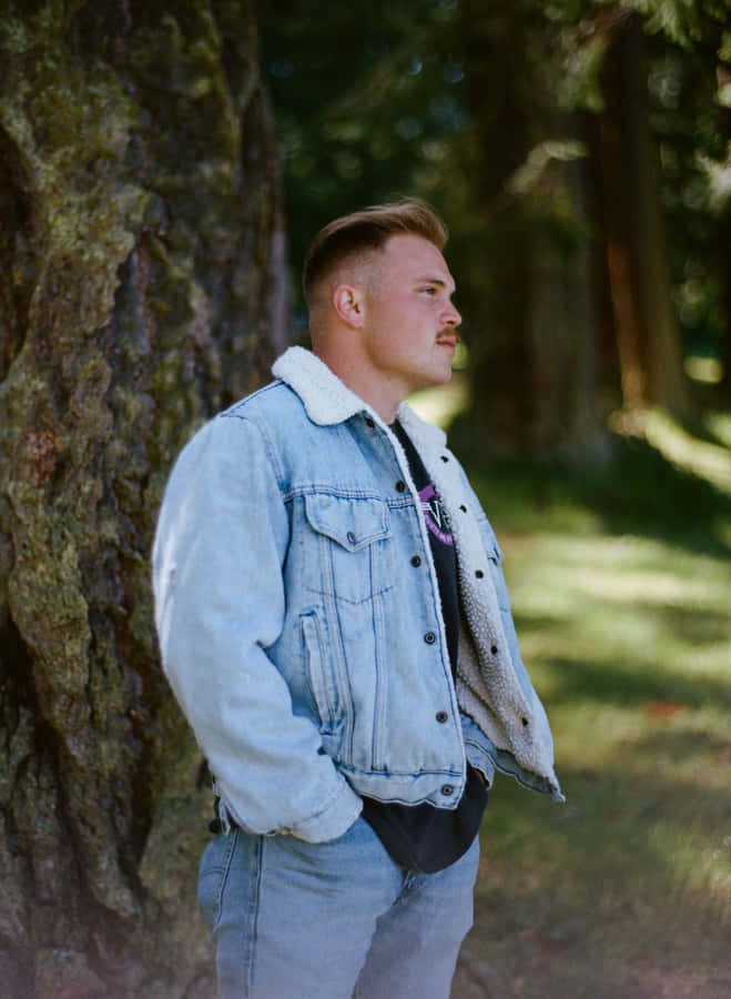 Manin Denim Jacket Outdoors Wallpaper