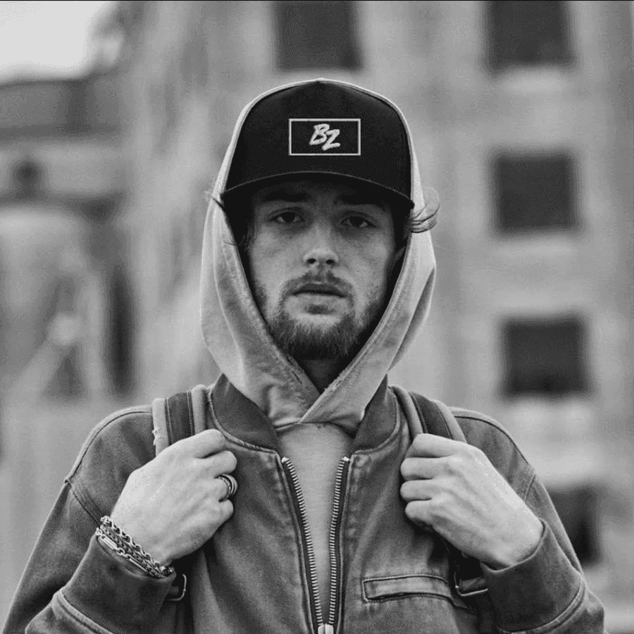 Manin Hoodieand Cap Wallpaper