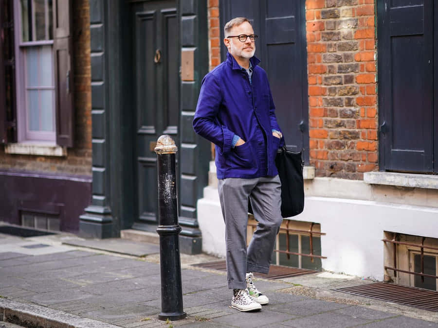 Manin Purple Jacket Urban Style Wallpaper