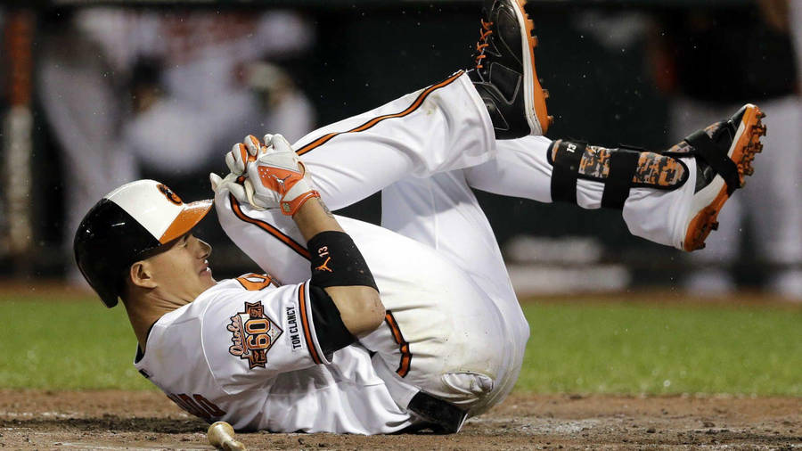 Manny Machado On Ground Wallpaper