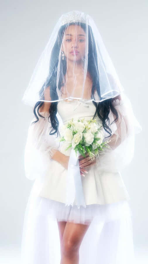 Manon Bannerman Bridal Fashion Wallpaper