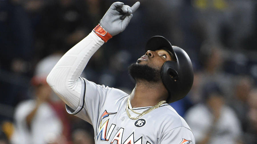 Marcell Ozuna Praising God Wallpaper
