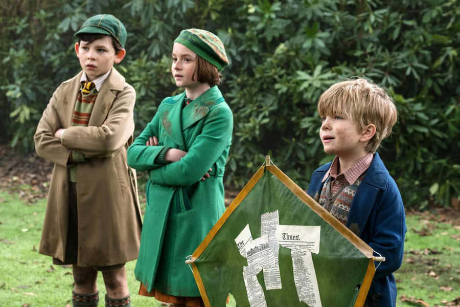 Mary Poppins Returns Children With Kite Wallpaper