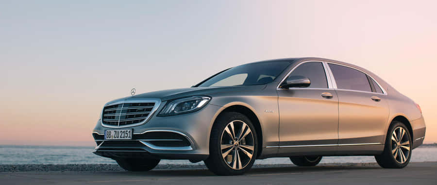 Maybach Sedan Luxury Class Pioneer Wallpaper