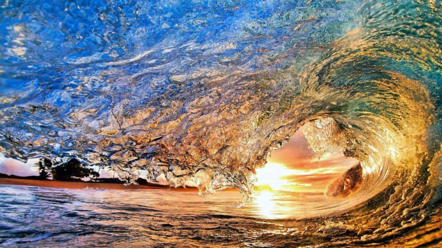 Mesmerizing Ocean View At Sunset Wallpaper