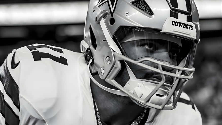 Micah Parsons Intense Game Focus Wallpaper