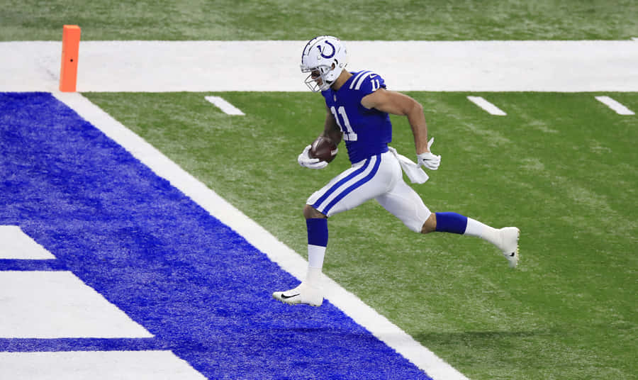 Michael Pittman Jr Touchdown Celebration Wallpaper