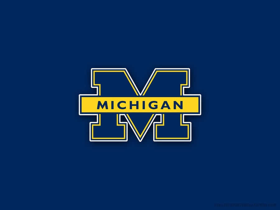Michigan Wolverines Football Team On The Field Wallpaper