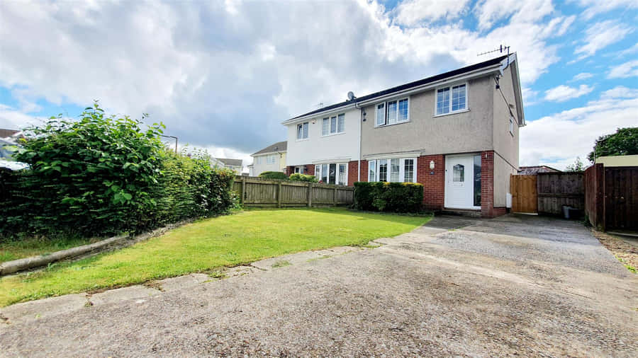 Modern Designed Dream Home Wallpaper