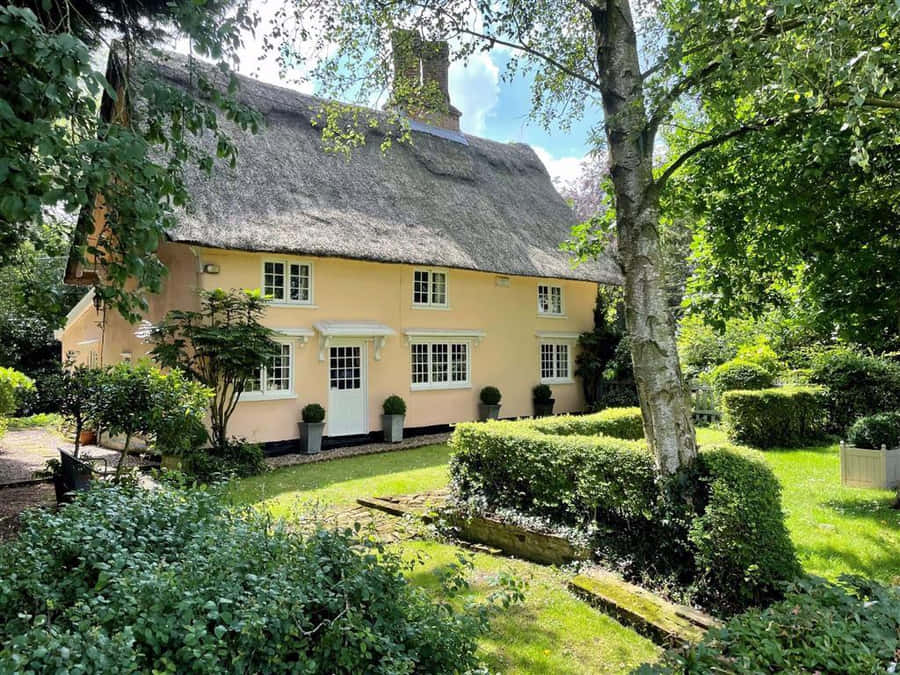 Modern Luxurious Home Exterior Wallpaper