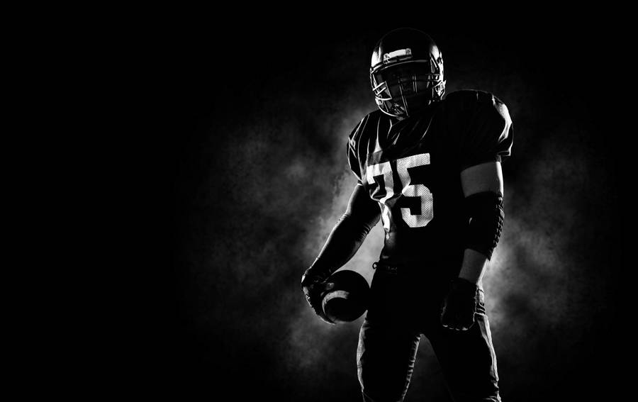 Monochromatic College Football Player Wallpaper