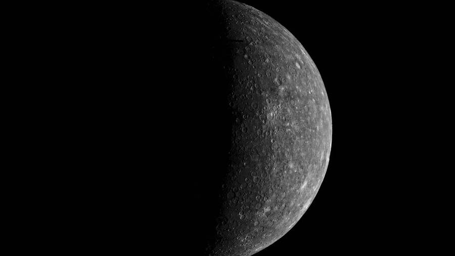 Moon 1822 X 1024 Wallpaper