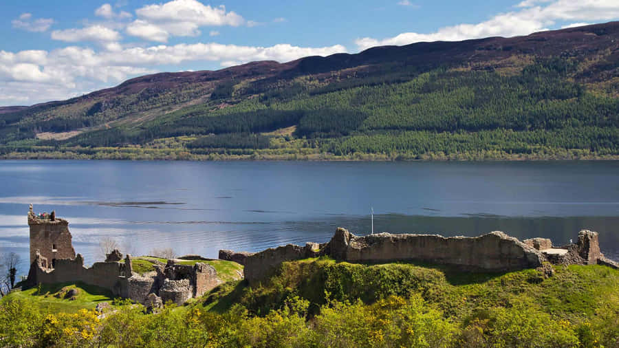Mountain View At Loch Ness Lake Wallpaper