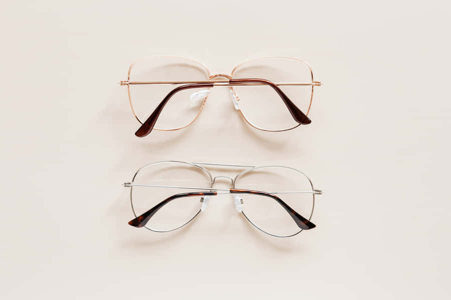 Myopic Eyeglasses Hd Wallpaper
