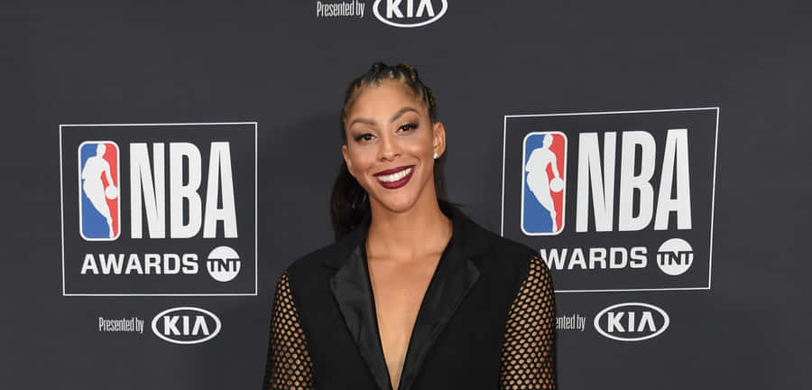 N B A Awards Red Carpet Smile Wallpaper