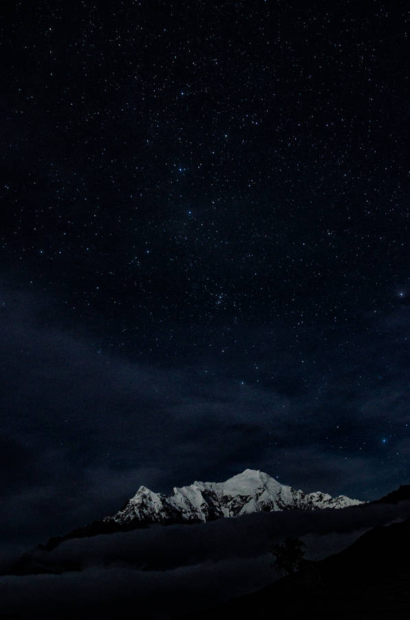 Night Mountain White Wallpaper
