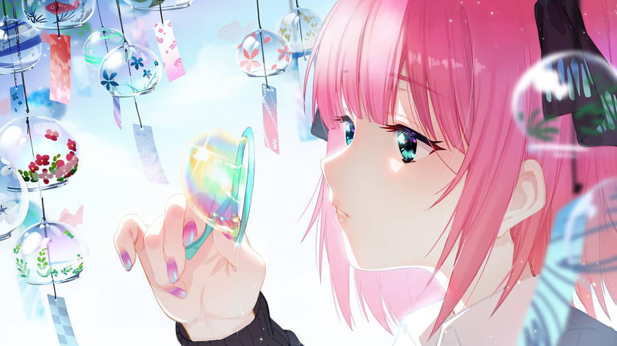 Nino Nakano Blowing Bubbles Wallpaper