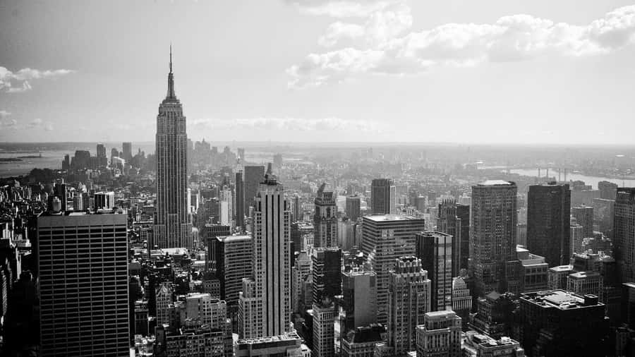 Old New York City In Black And White Wallpaper