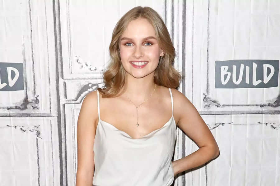 Olivia Dejongeat Build Event Wallpaper