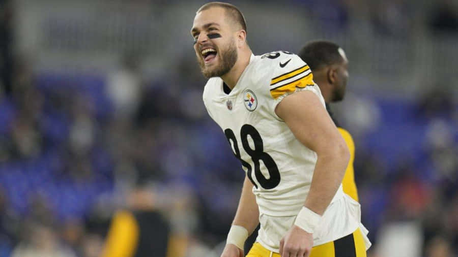 Pat Freiermuth Smiling During Game Wallpaper