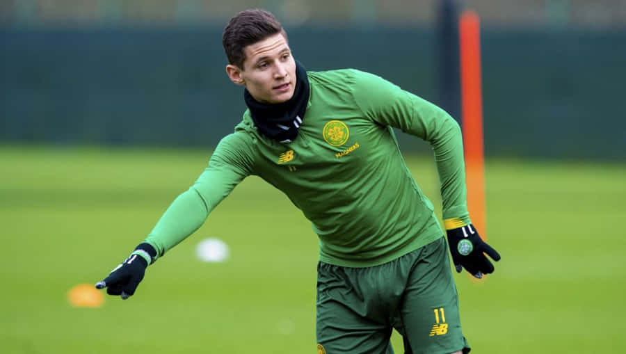 Patryk Klimala Celtic Training Session Wallpaper