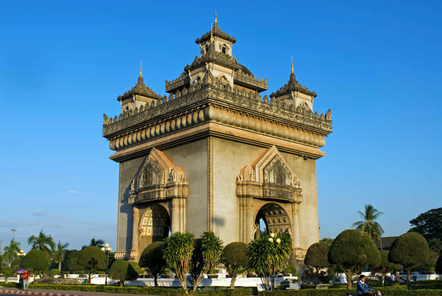 Patuxai War Monument From Side Wallpaper