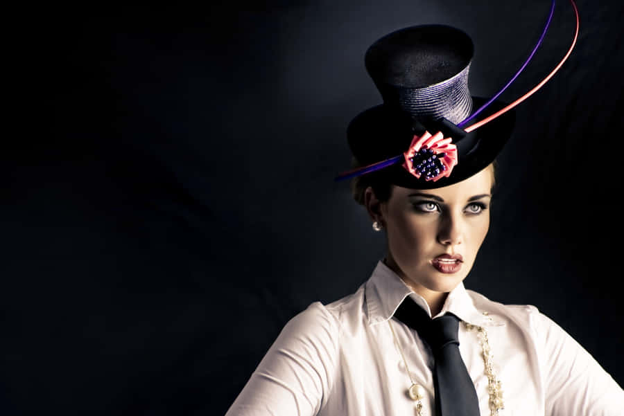 Performers On A Vaudeville Stage Wallpaper