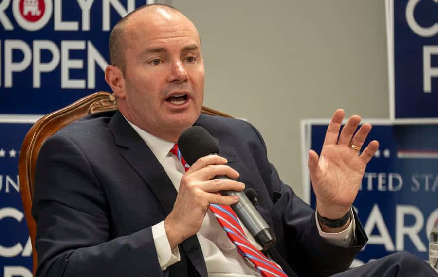 Politician Speakingat Event Wallpaper