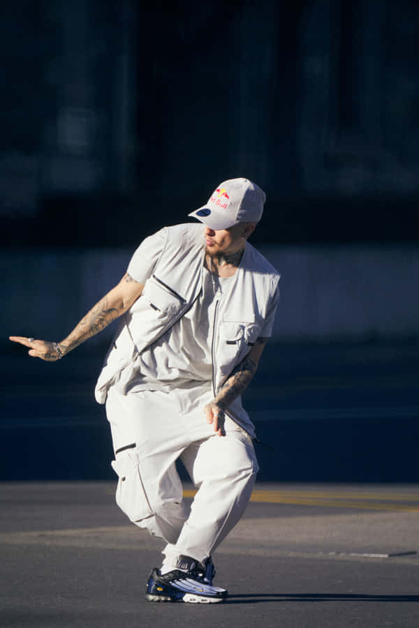 Popping Man In White [wallpaper] Wallpaper