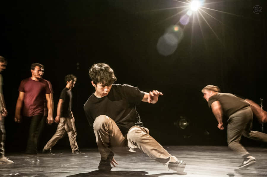 Popping With Hand On Floor [wallpaper] Wallpaper