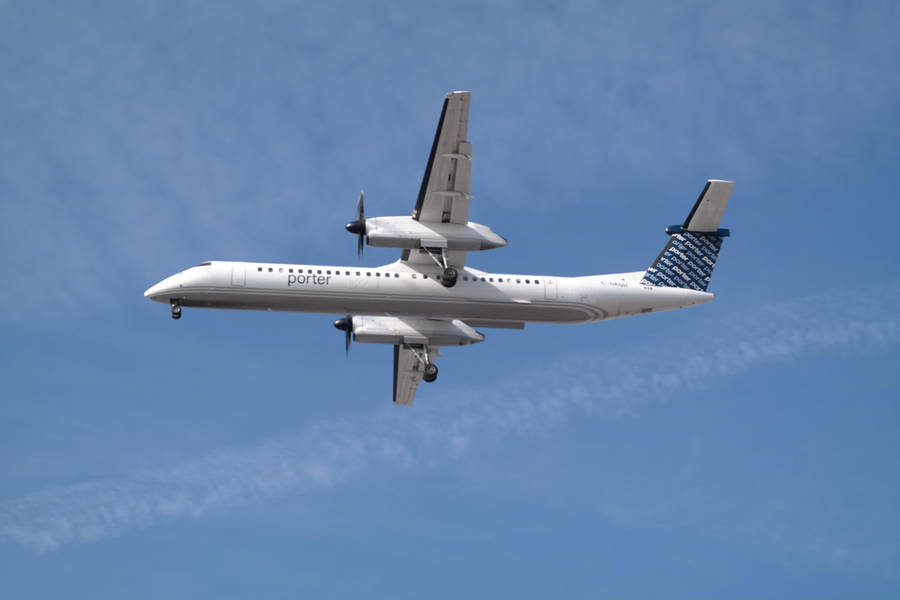 Porter Airlines Vapor Trails Wallpaper