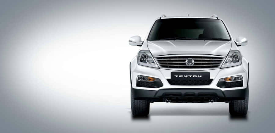 Powerful Mahindra Suv Conquering The Off-roads Wallpaper