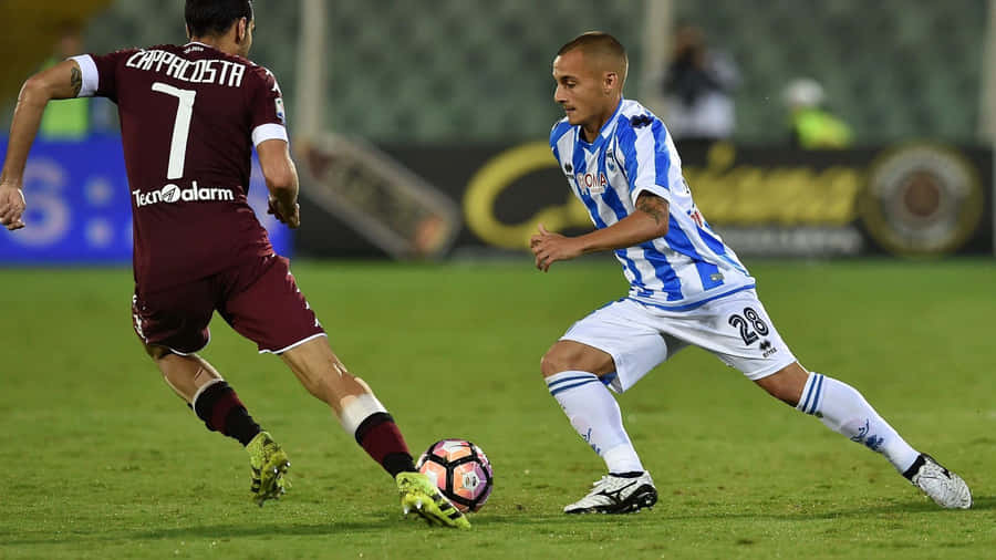 Professional Footballer Alexandru Mitrita In Action During A Match With Pescara Calcio Wallpaper