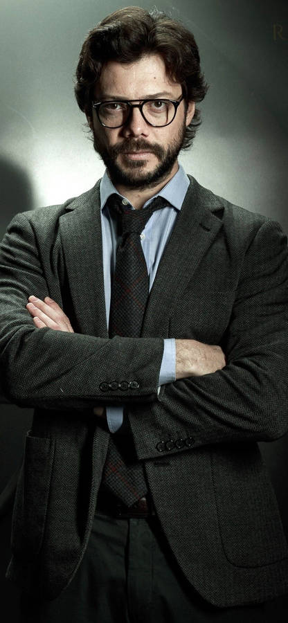 Professor Money Heist 4k Full Body Still Wallpaper