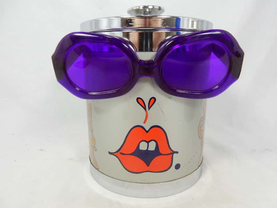 Purple Sunglasses Face Cocktail Shaker Wallpaper