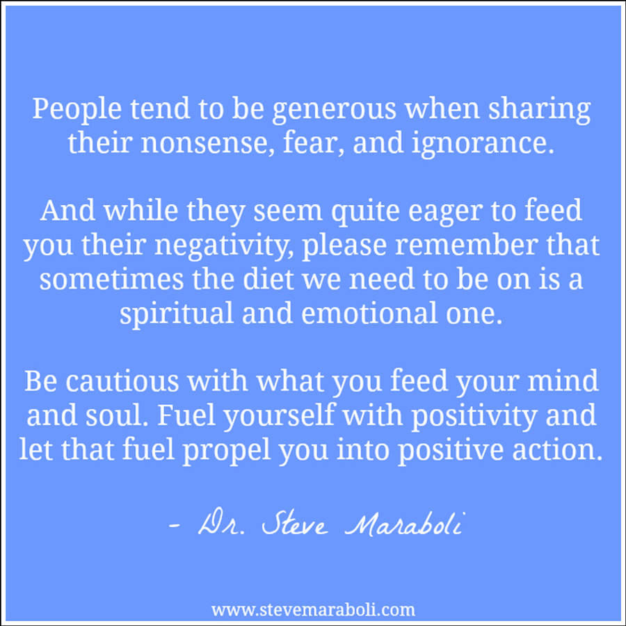 Quote On Sharing Ignorant Things Wallpaper