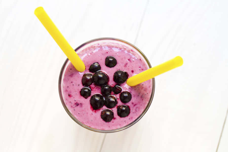 Refreshing Blueberry Smoothie Wallpaper