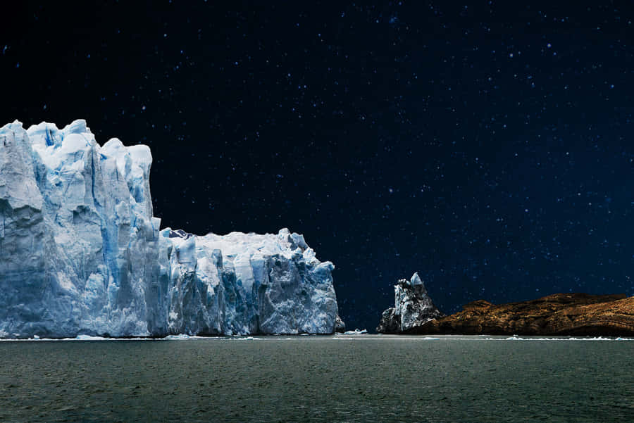 Refreshing Ice Blue Wallpaper