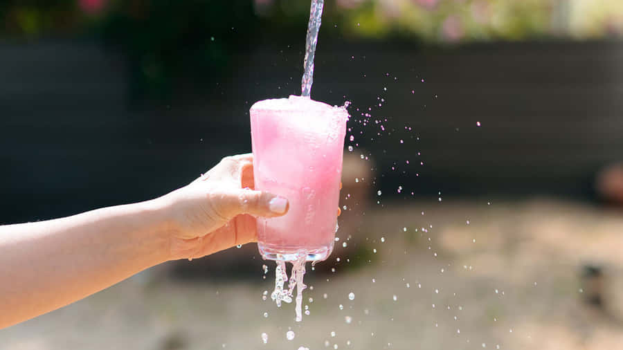 Refreshing Pink Lemonade Wallpaper