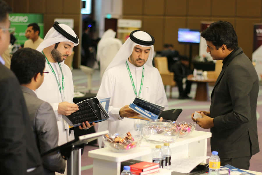 Relax And Enjoy An Unparalleled Hospitality Experience Wallpaper